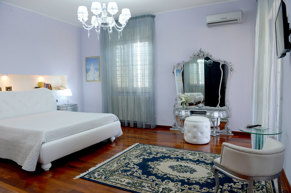 Il Giardino Delle Jacaranda Bed & Breakfast Талсано Екстериор снимка