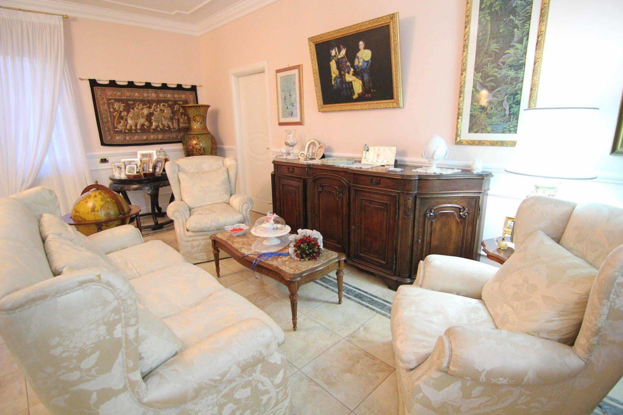 Il Giardino Delle Jacaranda Bed & Breakfast Талсано Екстериор снимка