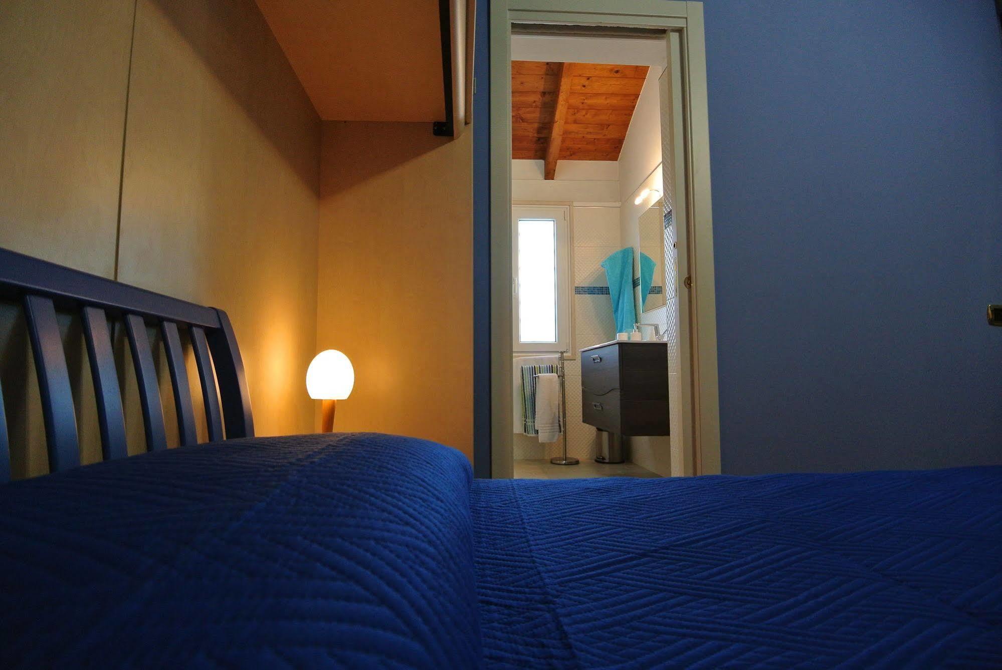 Il Giardino Delle Jacaranda Bed & Breakfast Талсано Екстериор снимка