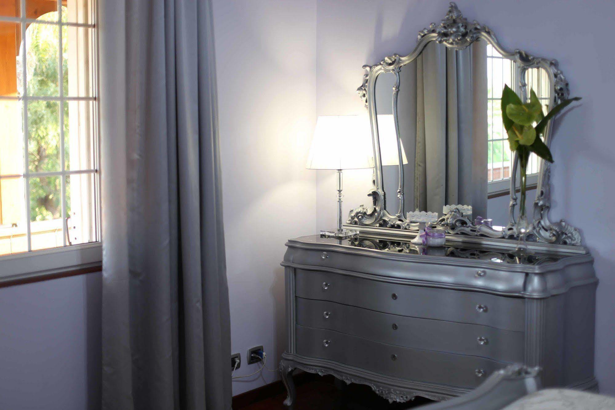 Il Giardino Delle Jacaranda Bed & Breakfast Талсано Екстериор снимка